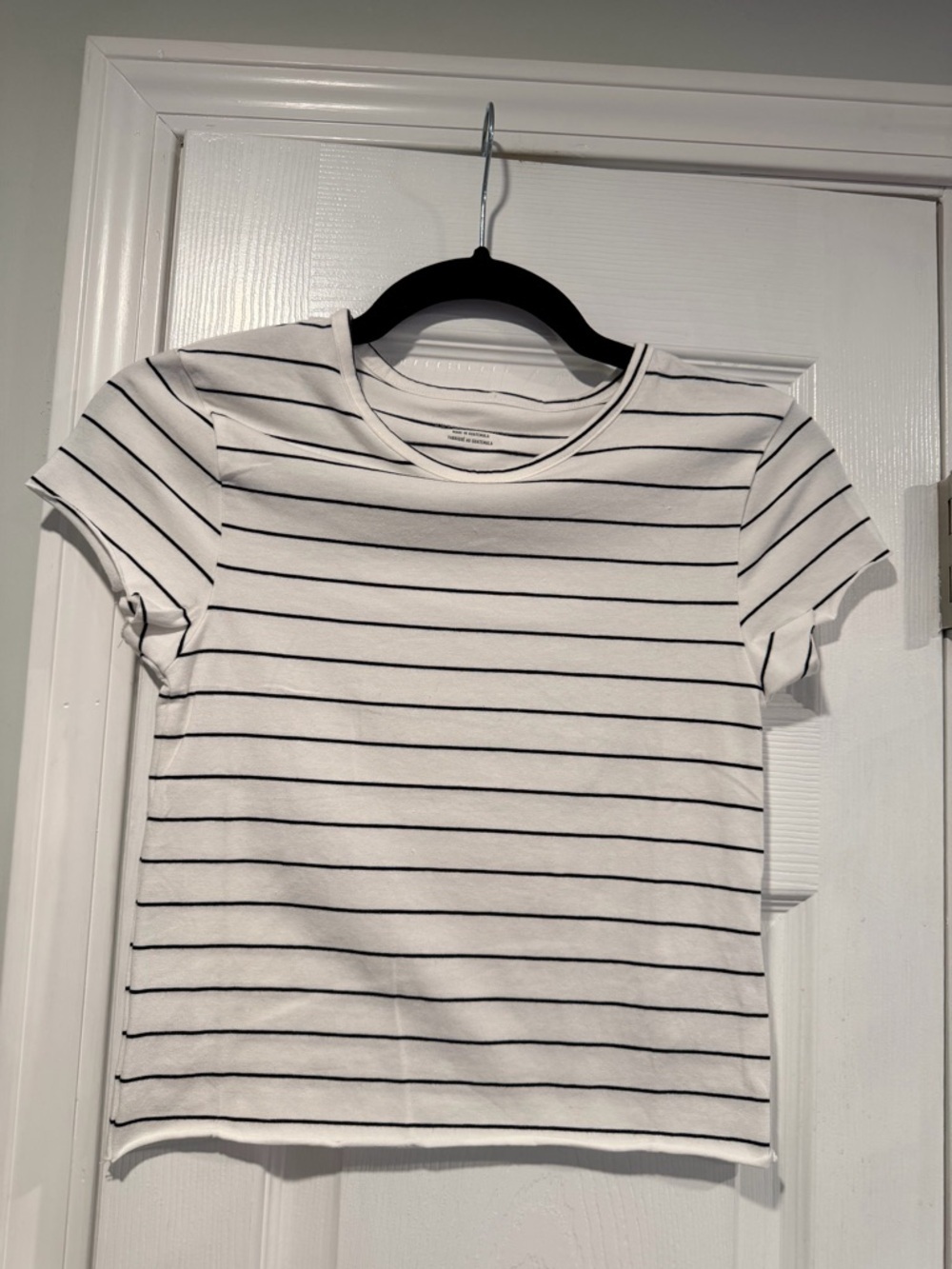 NWOT Anthropologie Size XXS Black Striped Short Sleeve Raw Hem Stretch Crop Top